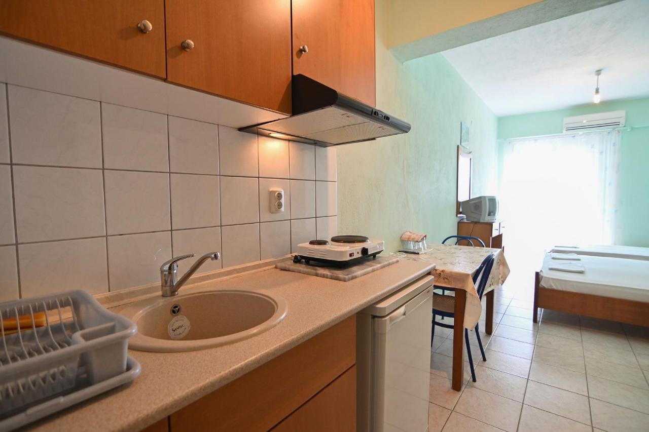 Greece Asprovalta Rooms Accomodation Apartment Hotel Petalo Exterior photo